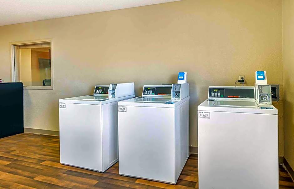 Extended Stay America Select Suites - Des Moines - West Des Moines