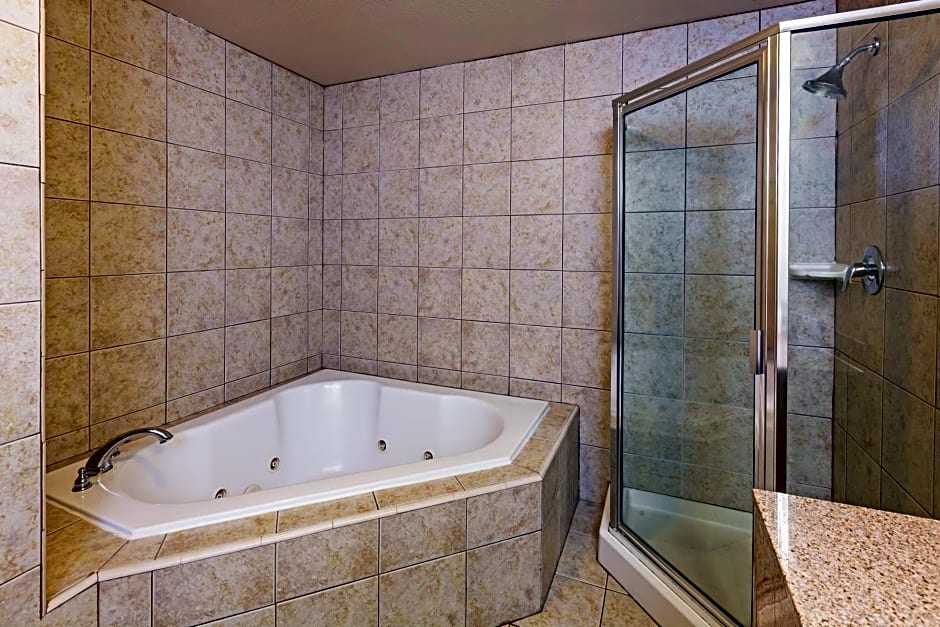Holiday Inn & Suites Pharr By IHG