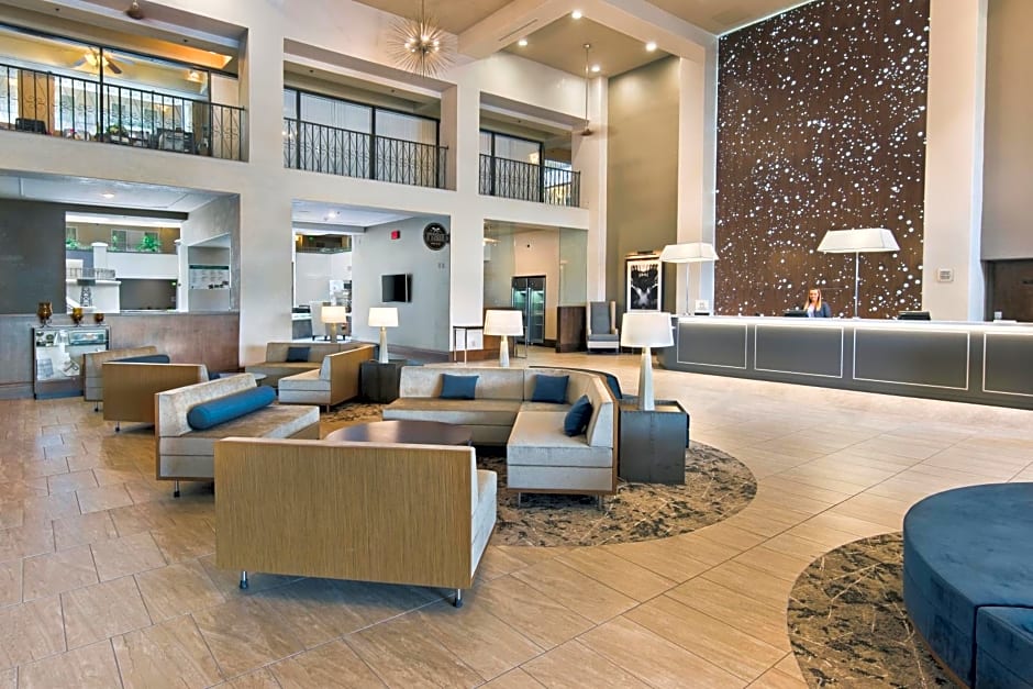 Embassy Suites by Hilton Los Angeles Downey