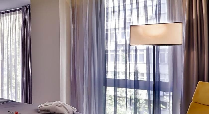 Business Life Boutique Hotel