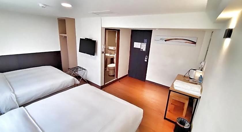 Cloud Izumi Cozy Inn