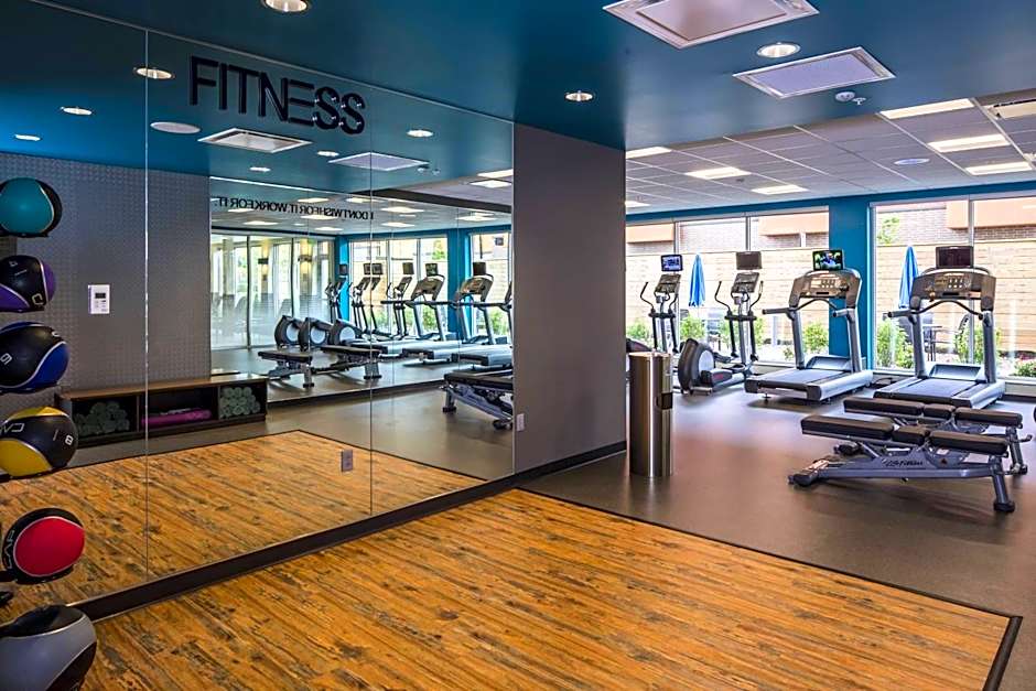 Fairfield Inn & Suites by Marriott Pittsburgh North/McCandless Crossing