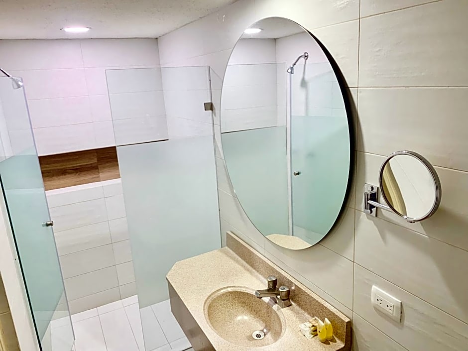 Hotel Madero Express