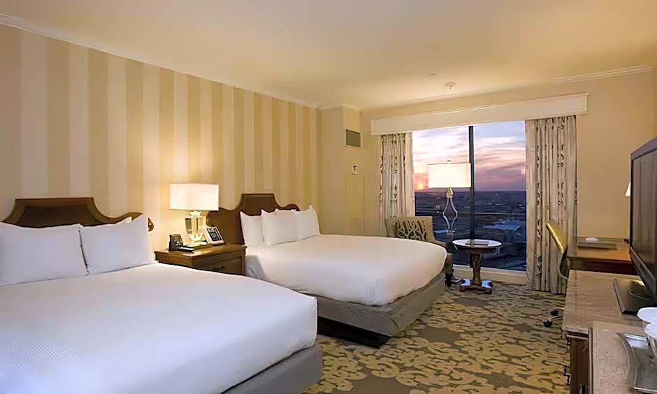 Hilton New Orleans Riverside