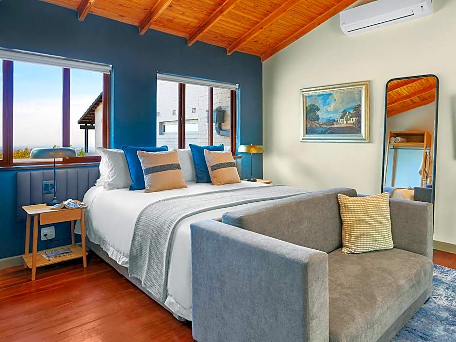 The Cliffside Boutique Getaway