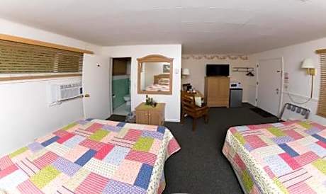 Deluxe Quadruple Room