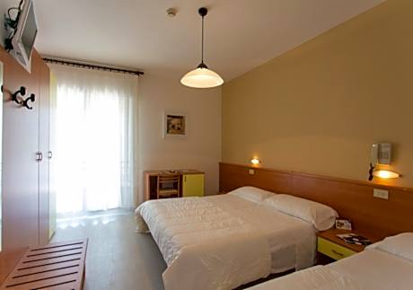 Triple Room with Balcony