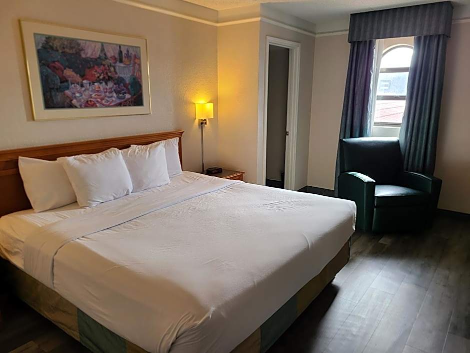 La Quinta Inn & Suites by Wyndham Farmington