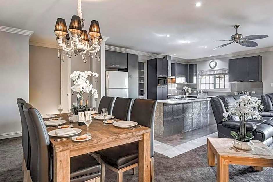 Leogate Estate Villas