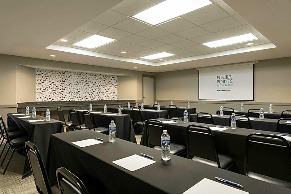 Four Points by Sheraton Milwaukee Airport