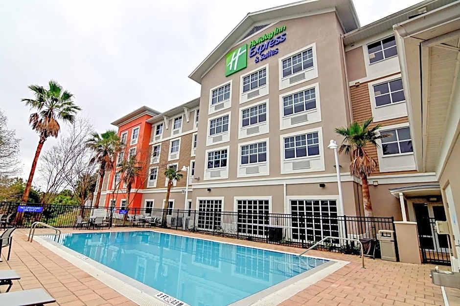 Holiday Inn Express & Suites Palm Coast - I-95