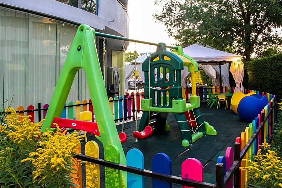 Smartline Meridian Hotel