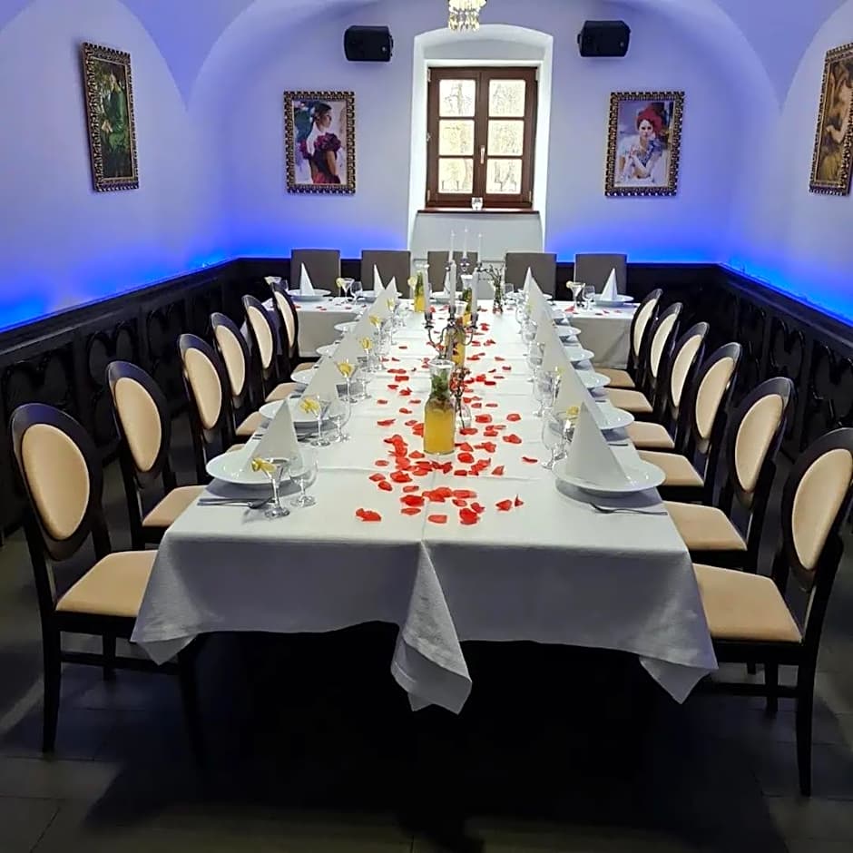 Kaštieľ Ottlýk