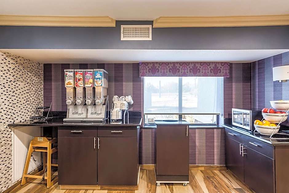 Comfort Inn Tulsa Midtown