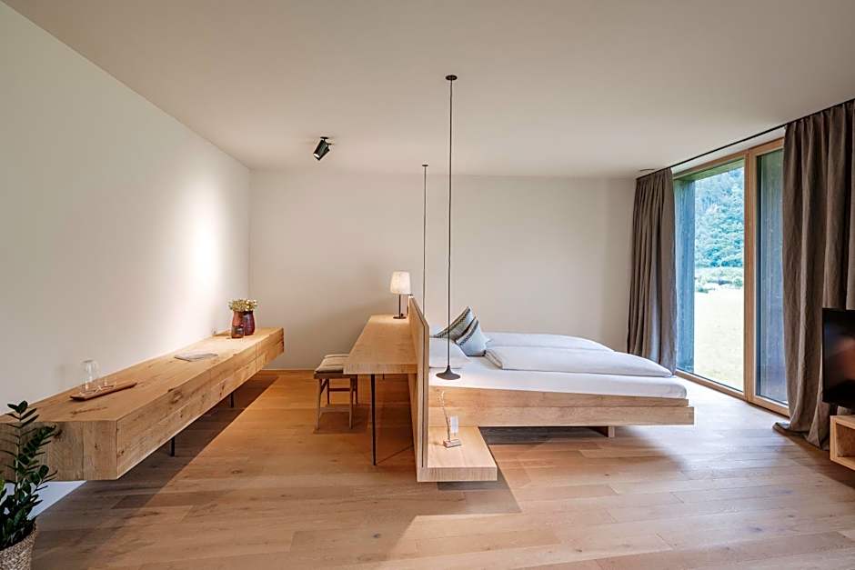 zelloon boutique hotel