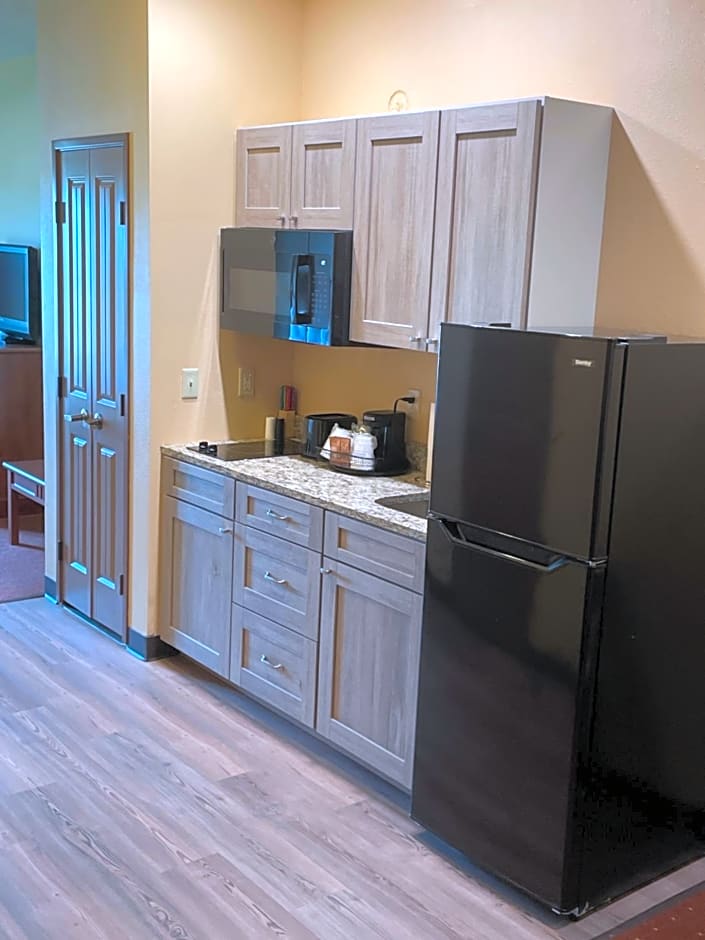 AmericInn by Wyndham Fargo South