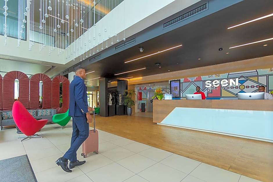 Seen Hotel Abidjan Plateau