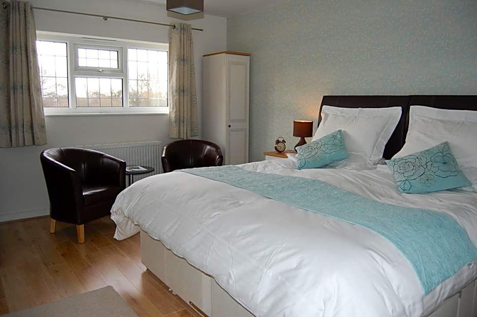 Canal View Bed And Breakfast