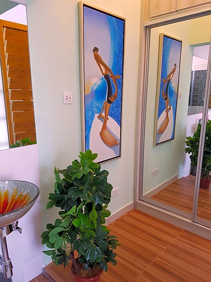 Garden Apartment at Zenith