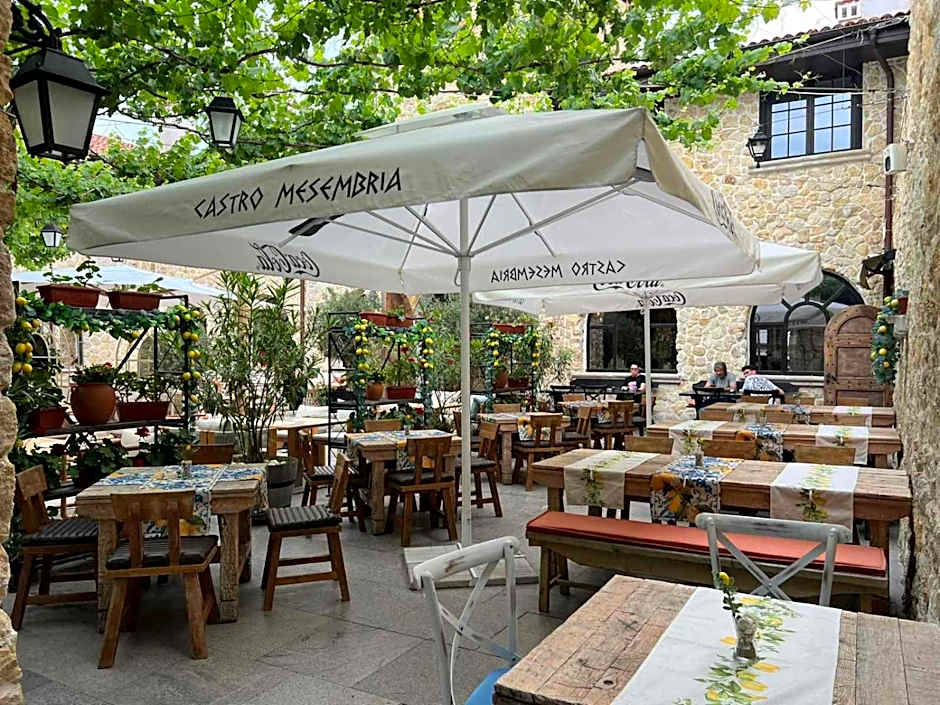 Castro Mesembria Boutique Hotel