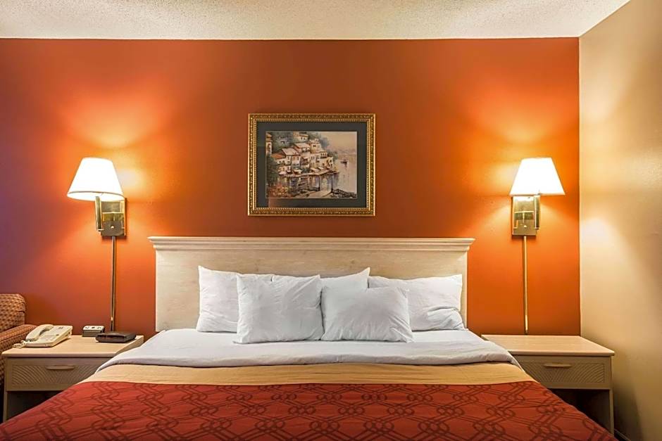 Greeneville Inn And Suites