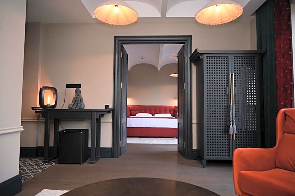 Retro Boutique Hotel