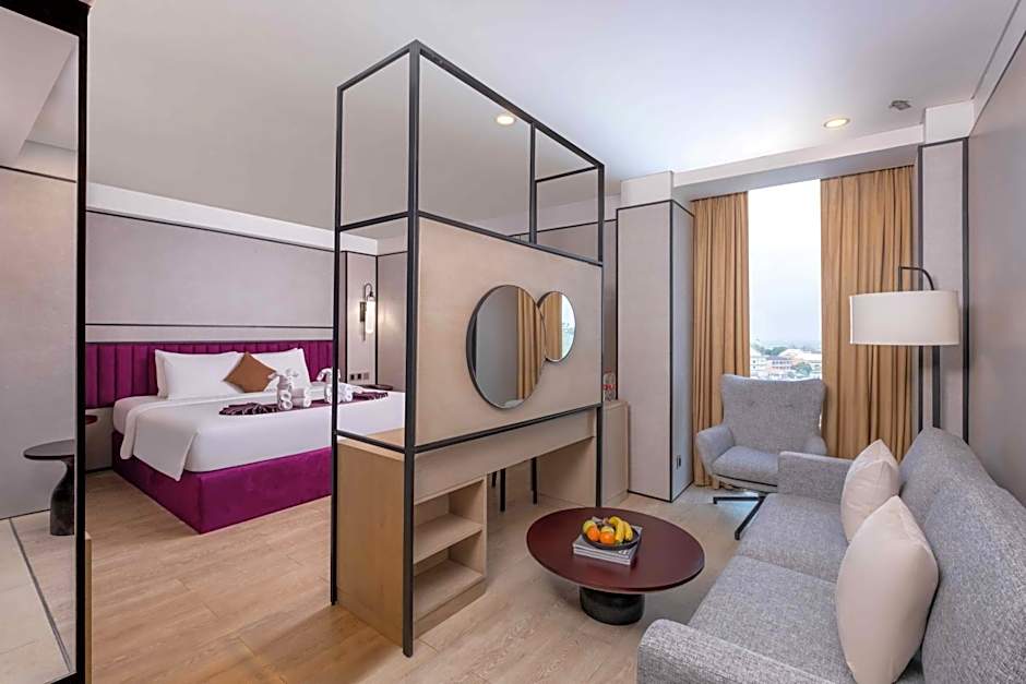 Grand Edge Hotel Semarang