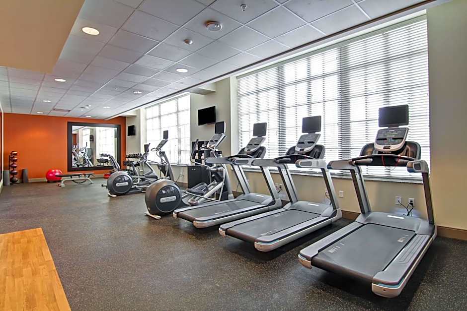 Hampton Inn By Hilton And Suites Downtown Cincinnati