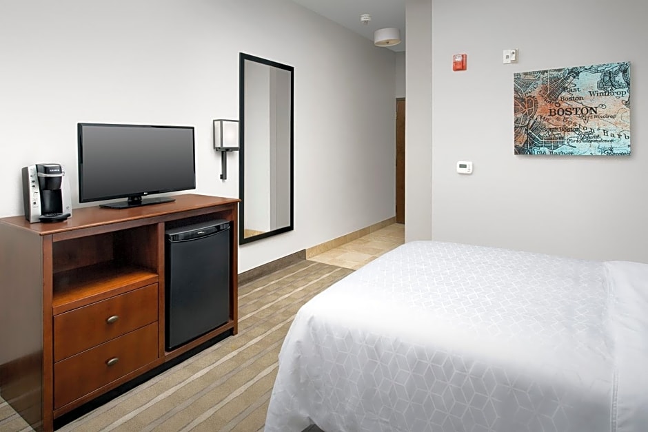 Holiday Inn Express Boston North-Woburn