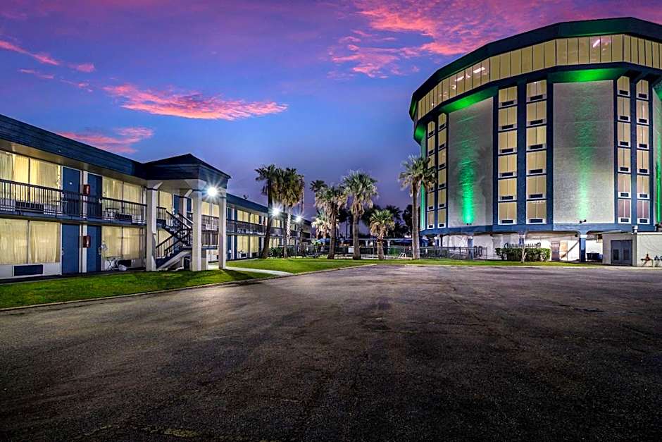 Quality Inn Pasadena - Houston East