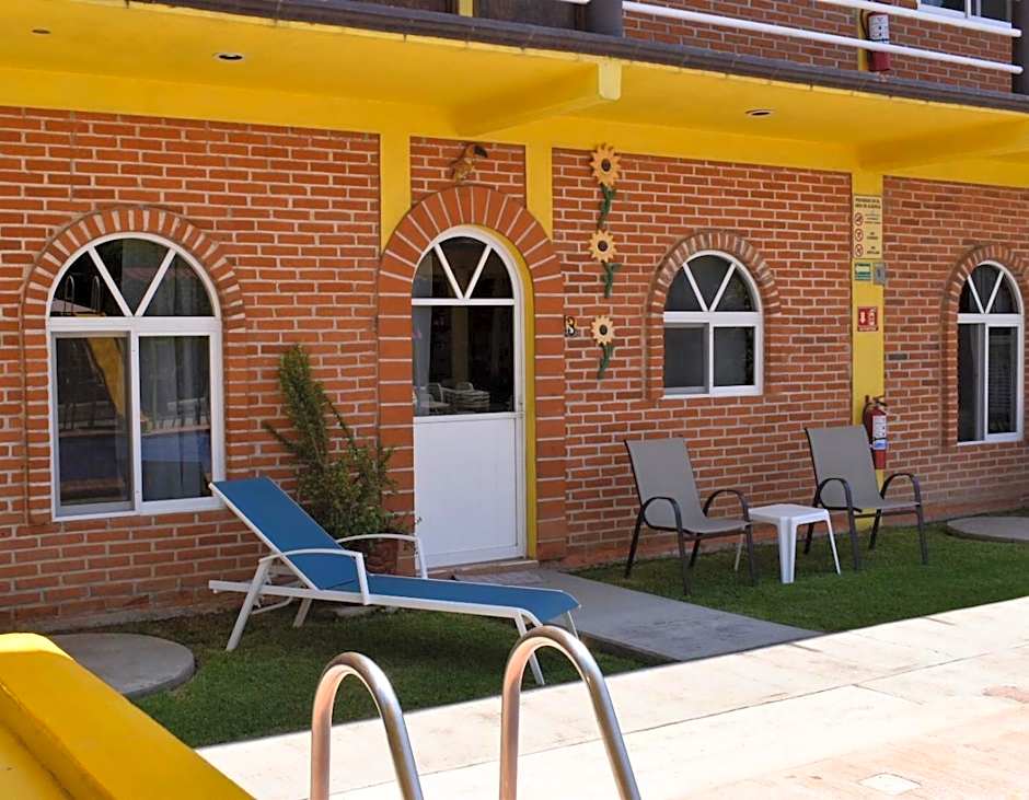 Hotel y Cabañas Quinta Los Cipreses