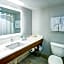 Holiday Inn Express Woodbridge By IHG