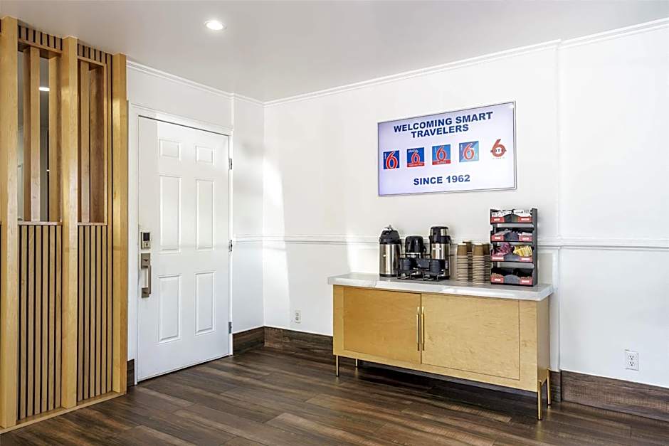 Motel 6-Fremont, CA - North