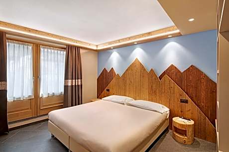 Two-Bedroom Superior Apartment