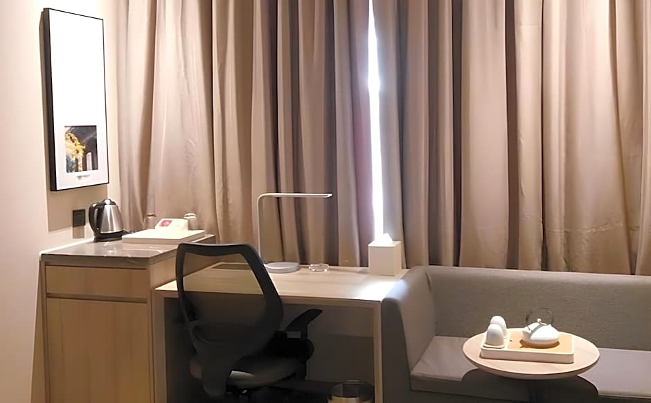 Atour Hotel Nanjing Lukou Airport