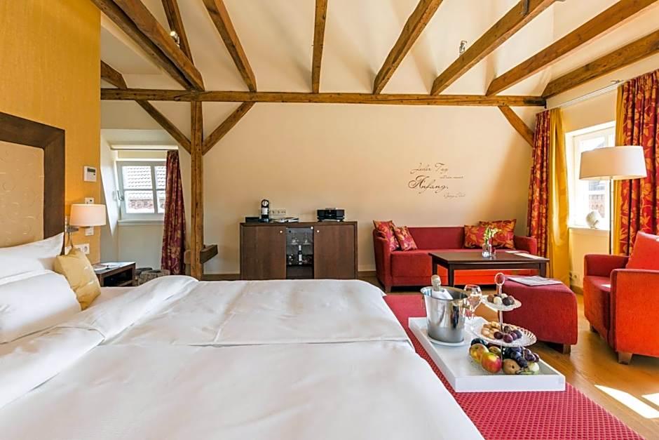 Tides Boutique Hotel - by Romantik