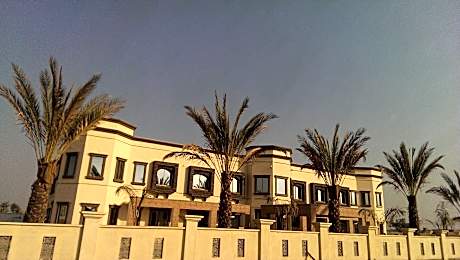 Midway Hotel & Restaurant
