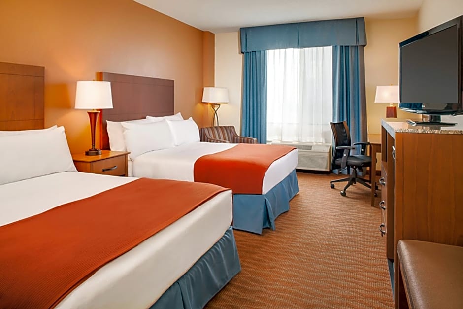 Holiday Inn Express Hotel & Suites Coralville, an IHG Hotel