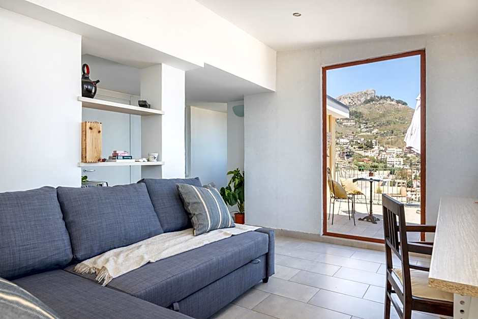 Tauromenion Guest House