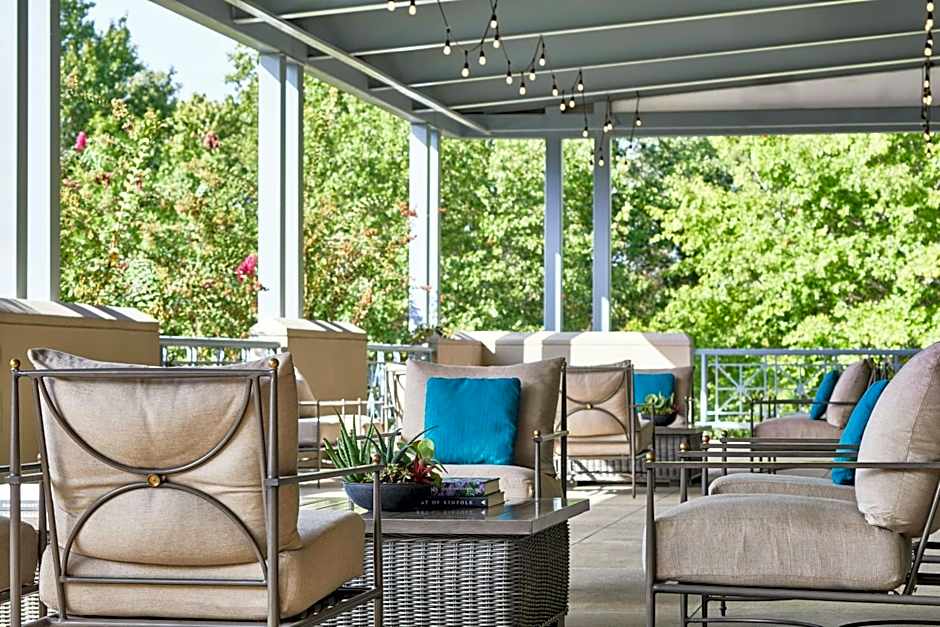 Renaissance Shoals Resort & Spa