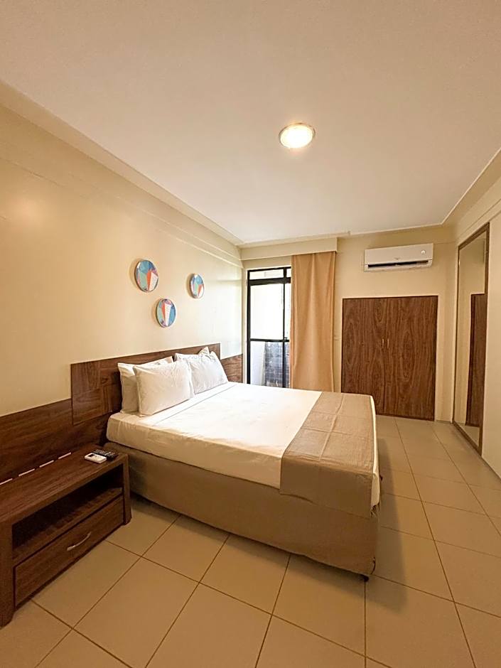 D8 Hotel