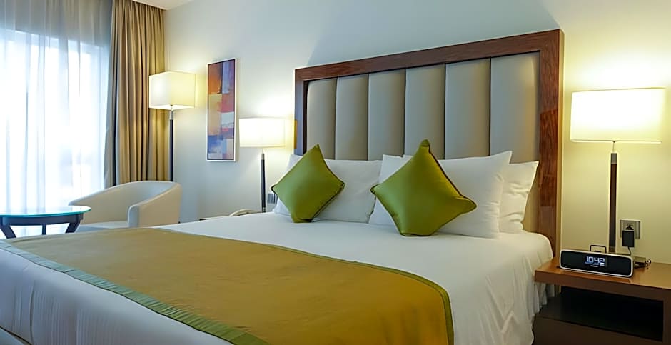 Adarsh Hamilton Hotel