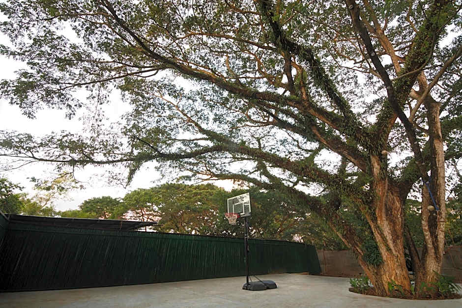 Ala Amid Bed And Breakfast