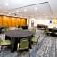 Holiday Inn Express & Suites Sacramento NE Cal Expo By IHG