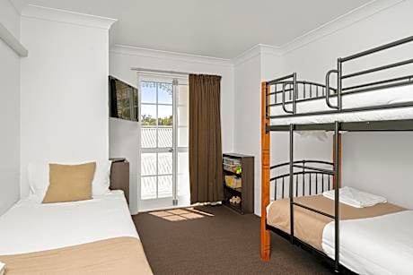 Three-Bedroom Apartment with Two Bathrooms