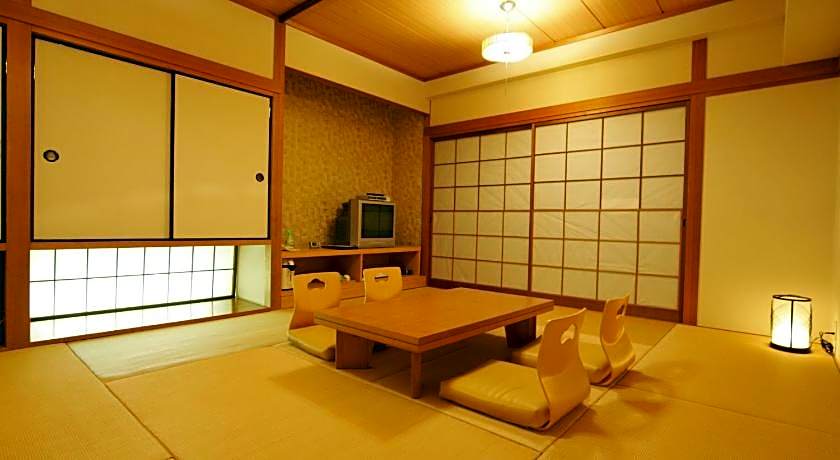 Green Rich Hotel Suizenji