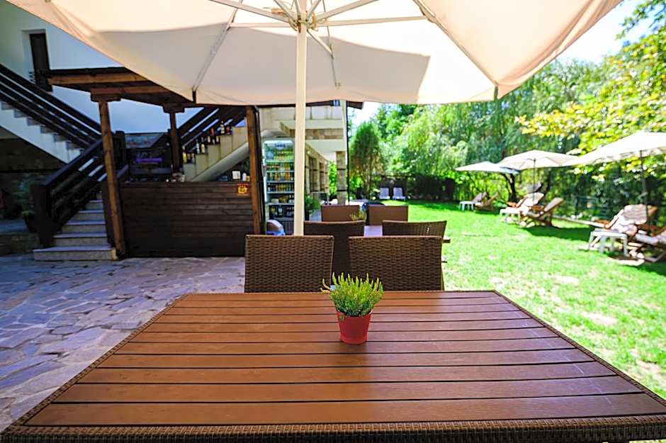 Relax Houses