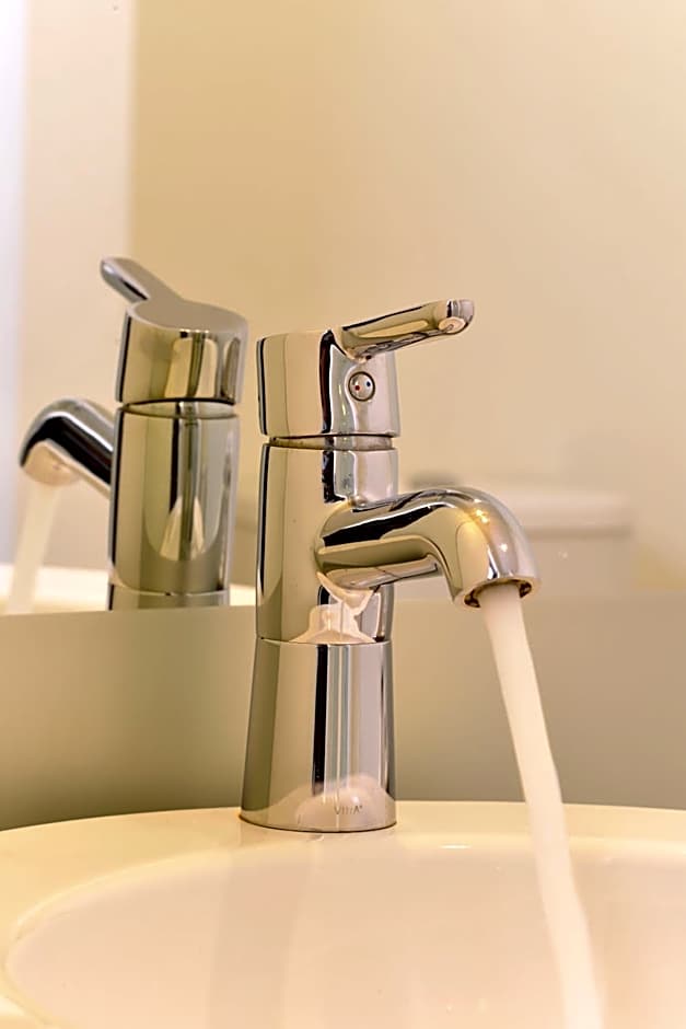 Ibis Melbourne Glen Waverley Hotel