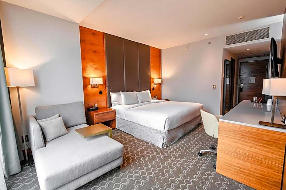 DoubleTree by Hilton Mexico City Santa Fe