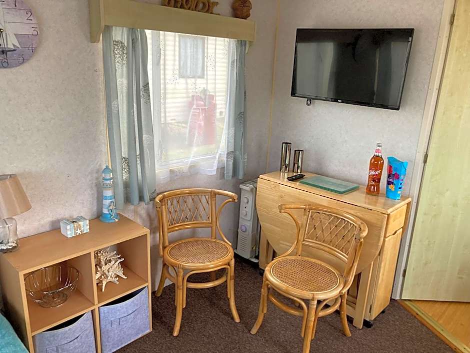 Summer Breeze Caravan